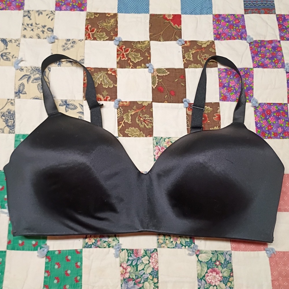 B.Tempt'd Future Foundation Wire Free T Shirt Black Bra Size 38DD Style 956281